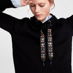 Zara drawstring hoodie sweater Medium